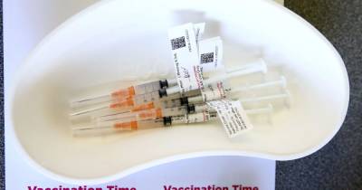Украина ждет новую партию вакцины от коронавируса Pfizer