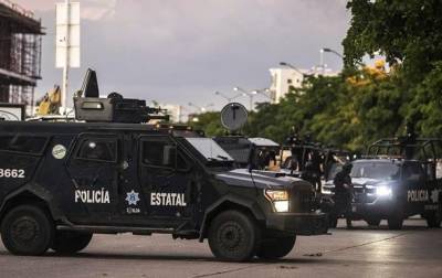 В Мексике в автофургоне обнаружили тела девяти человек