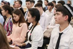 Узбекским студентам дают «зеленый свет» в России