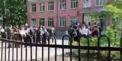 Стрельба в Казани 18 мая - в городе эвакуировали школу 67 из-за сообщения о повторении трагедии в гимназии 175, видео - ТЕЛЕГРАФ