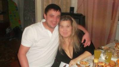 В Новокузнецке 100-килограммовая жена задушила мужа ягодицами, перебрав с алкоголем