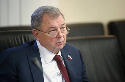 Артамонов призвал учесть особенности регионов при формировании бюджетной политики