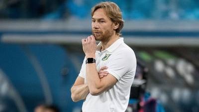 Карпин дисквалифицирован КДК РФС за бросок бутылки в матче с "Краснодаром"