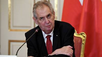 Президент Чехии извинился за бомбардировки Югославии