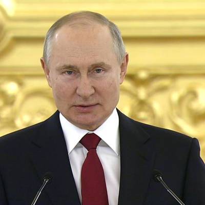 Путин рассказал о скором запуске в оборот четвертой вакцины от коронавируса