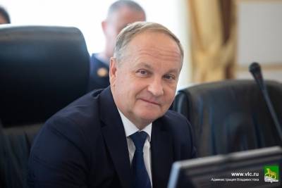 Трутнев предложил мэру Владивостока Гуменюку написать заявление об увольнении