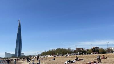 Петербуржцам назвали дату открытия пляжного сезона