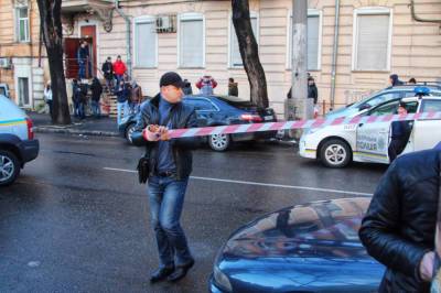Вооруженное нападение в центре Одессы: "заставил отдать всю выручку"