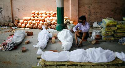 В Индии зафиксирован рекорд по количеству смертей от COVID-19 за сутки