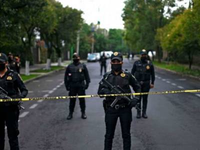 В Мексике в автомобиле нашли тела девятерых человек