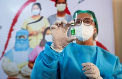 Индия не будет возобновлять экспорт вакцины от COVID-19 до конца года