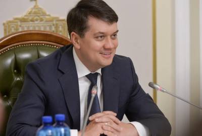 Разумов созвал вчеочередное заседание Рады на 20 мая, инициированное Зеленским