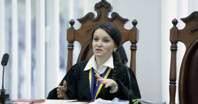 В Киеве суд оправдал Оксану Царевич, незаконно судившую активистов Евромайдана (фото, видео)