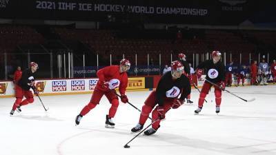 Хоккеисты сборной России провели первое тренировочное занятие в Риге