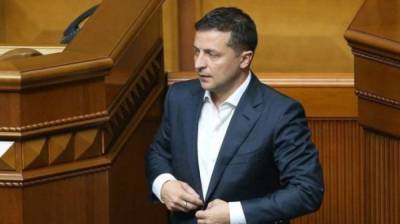 Зеленский потребовал срочного созыва внеочередного заседания Верховной Рады