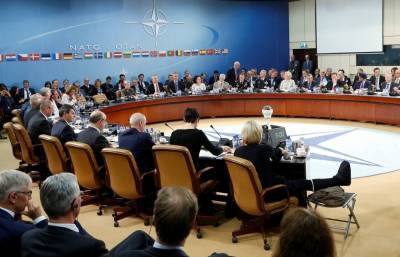 НАТО продолжает «стремиться к конструктивным отношениям с Россией»? Это фантазии