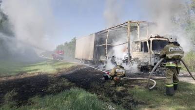 Большегруз сгорел в Липецкой области