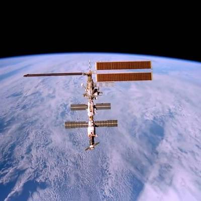 Российский и японский спутники могут сблизиться на опасное расстояние