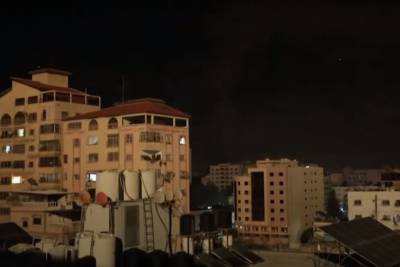 Красный полумесяц обвинил Израиль в неожиданной атаке на офис в Газе