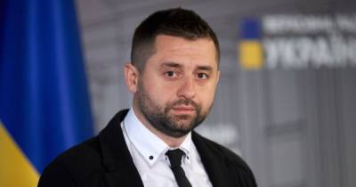 Арахамия заявил о конфликте Степанова со Шмыгалем: у экс-министра своя версия