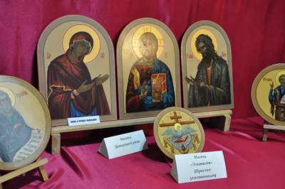 В Черкассах открыли выставку икон местных мастеров