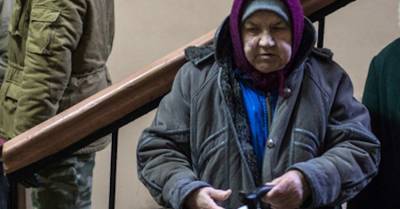 Киев оставил без пенсий 120 тысяч инвалидов из Донбасса