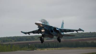 Минобороны РФ разместит эскадрилью Су-34 на арктических островах