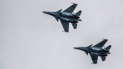 Комплект выживания военных летчиков РФ расширят за счет стрелкового оружия