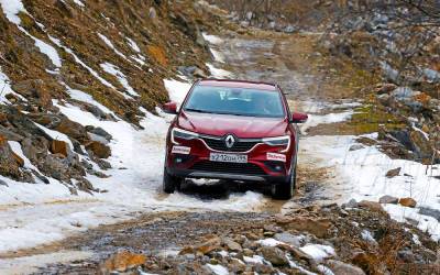 Жесткий тест Renault Arkana: перегруз и заморозка