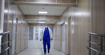 Ребенок был в состоянии клинической смерти: в Тернополе медики спасли девочку, которая утонула в аквапарке