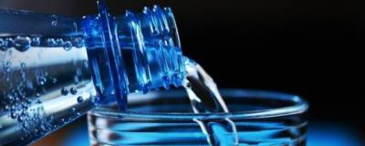 Микробиолог сообщил об опасности злоупотребления минеральной водой