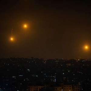 Из сектора Газа по Израилю за ночь выпустили еще 50 ракет