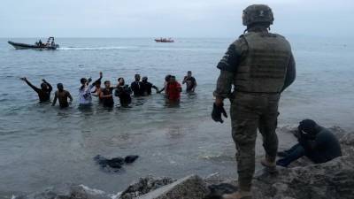 El País: «беспрецедентный» наплыв мигрантов в Сеуте вынудил власти Испании мобилизовать армию
