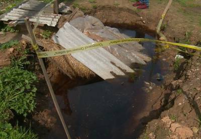 В смоленской деревне в траншею для системы водоснабжения упал ребенок