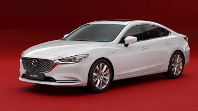 Mazda представила в России юбилейную серию трех моделей