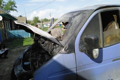 За сутки в Чувашии горели два автомобиля