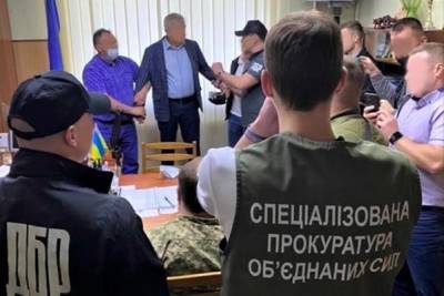В Харькове на крупной взятке задержан военком