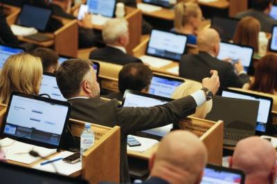 Госдума приняла закон об ответственности СМИ за цитируемую информацию