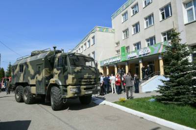 В Казани поощрят детей, помогавших в спасательной операции в школе