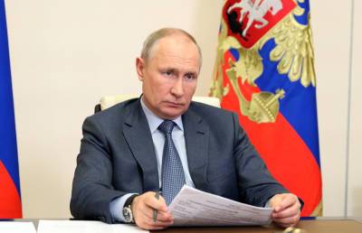 Путин рассчитывает на ритмичное выполнение его послания Федсобранию