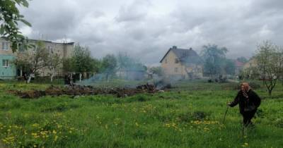 В Беларуси военный самолет упал на частный дом: есть погибшие