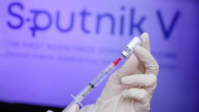 Таджикистан получит российскую вакцину от COVID-19 "Спутник V"