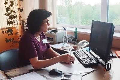 Доктор Елена Кац провела видеоконференцию для ветеранов ВАО по оформлению электронной медкарты