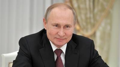Для Путина написали план развития водородных автомобилей в России