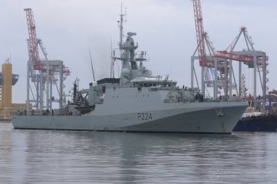В порт Одессы зашёл британский патрульный корабль