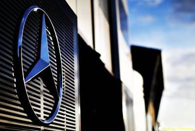 Концерн Daimler утратит контроль над командой Mercedes