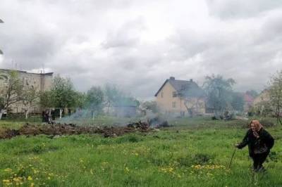 В Беларуси на жилой сектор упал военный самолет, пилоты погибли