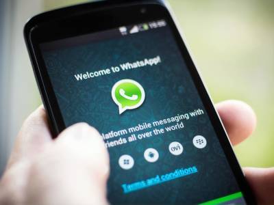Пользователи WhatsApp получают сообщения о том, что мессенджер станет платным