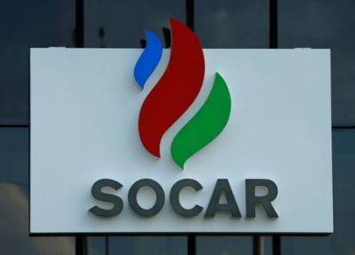 SOCAR начнет поставки дизтоплива "Роснефти" на Украину и в Венгрию в июне - источники