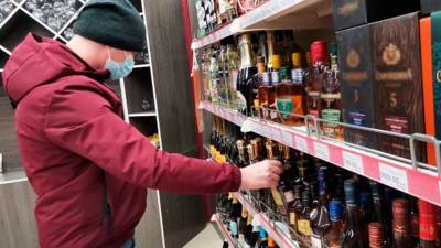 Жители Удмуртии потратили на алкоголь почти 5 млрд. рублей за первый квартал 2021 года